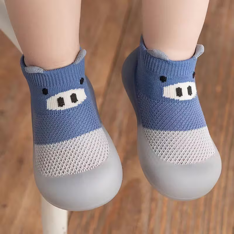 Adorable Sandals With Soft Soles For Kids