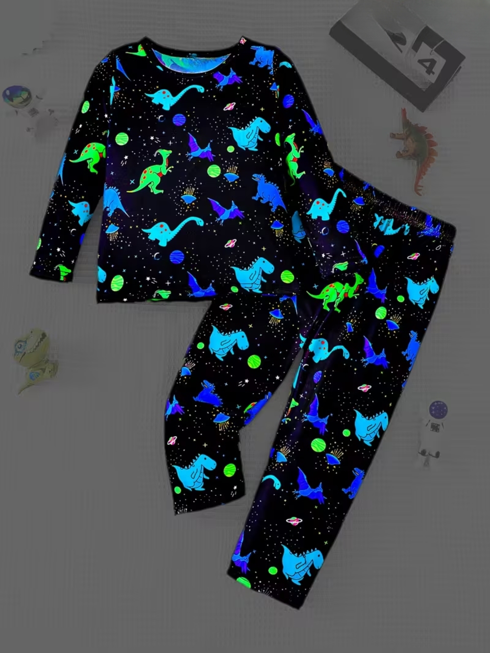 Dinosaur Print Pajama Set With Glow Effect