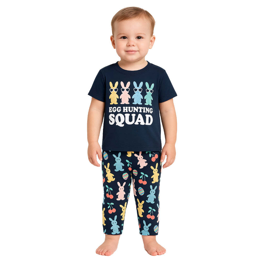 Light And Comfortable Graphic Printed Snug Fit Pajamas
