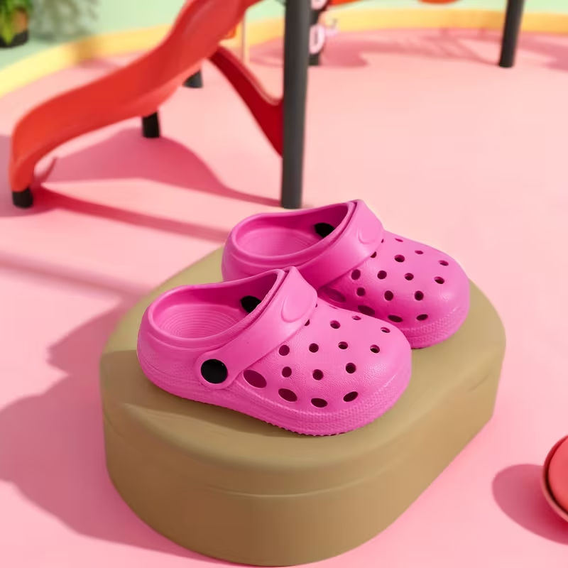 Stylish Slippers With Adjustable Straps For Kids