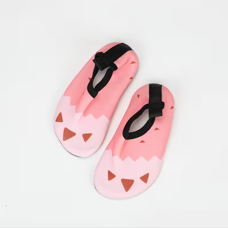 Non Slip Cartoon Water Shoes For Beach Activities For Kids