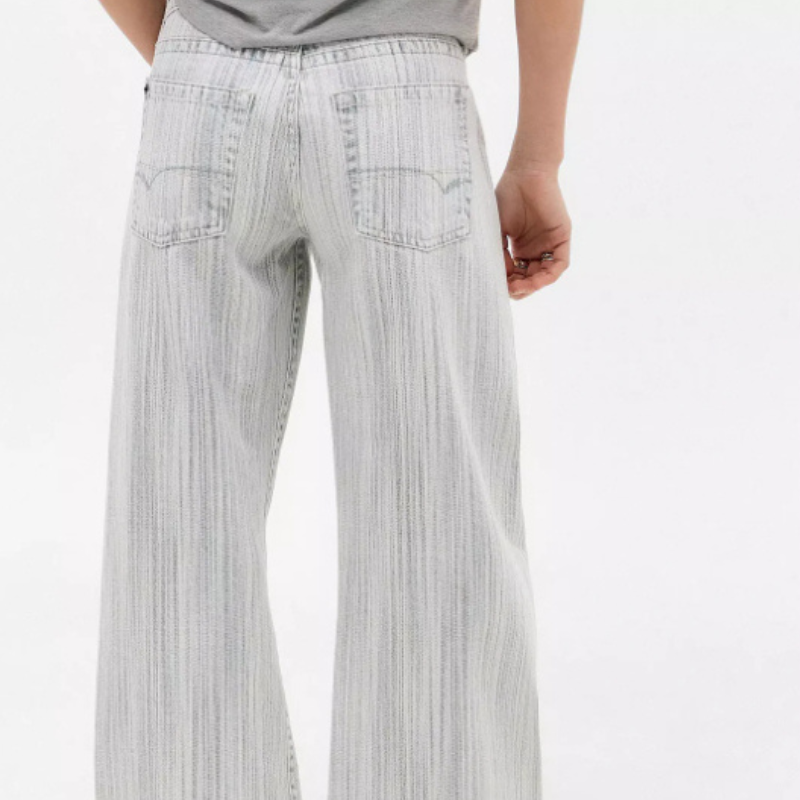 Striped Wide Jeans With High Waist And Vintage Inspired Fit