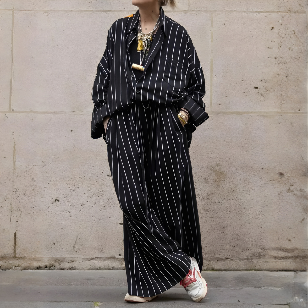 Wide Fit Pleated Trousers For Comfortable Everyday Wear