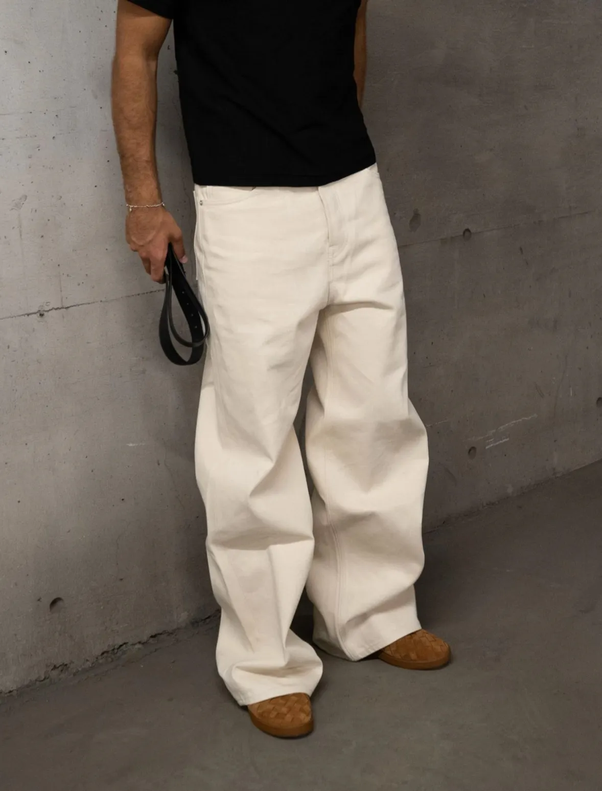 130Z Wide Leg Raw Denim