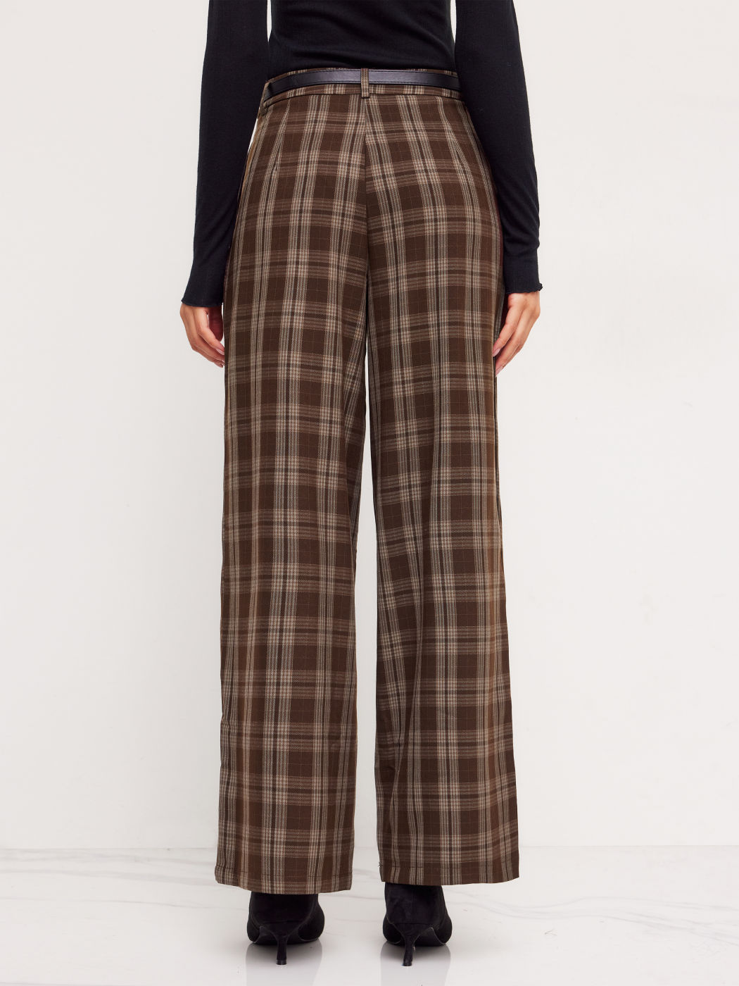 Mid Rise Checked Pattern Wide Pants For WomenMid Rise Checked Pattern Wide Pants For Women - Image 6