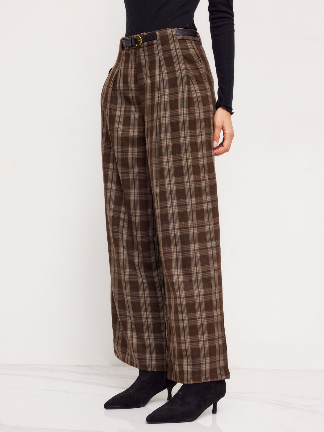 Mid Rise Checked Pattern Wide Pants For WomenMid Rise Checked Pattern Wide Pants For Women - Image 5