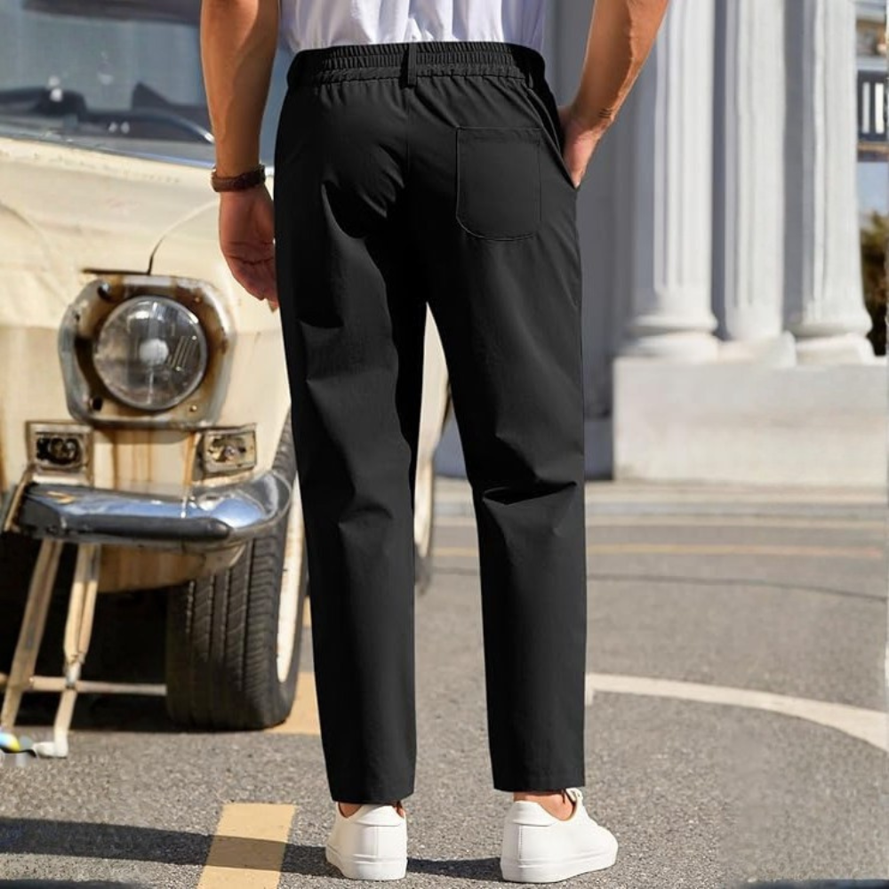 Slim Fit Golf Pants With Stretch Comfort And Cropped Style For MenSlim Fit Golf Pants With Stretch Comfort And Cropped Style For Men - Image 3