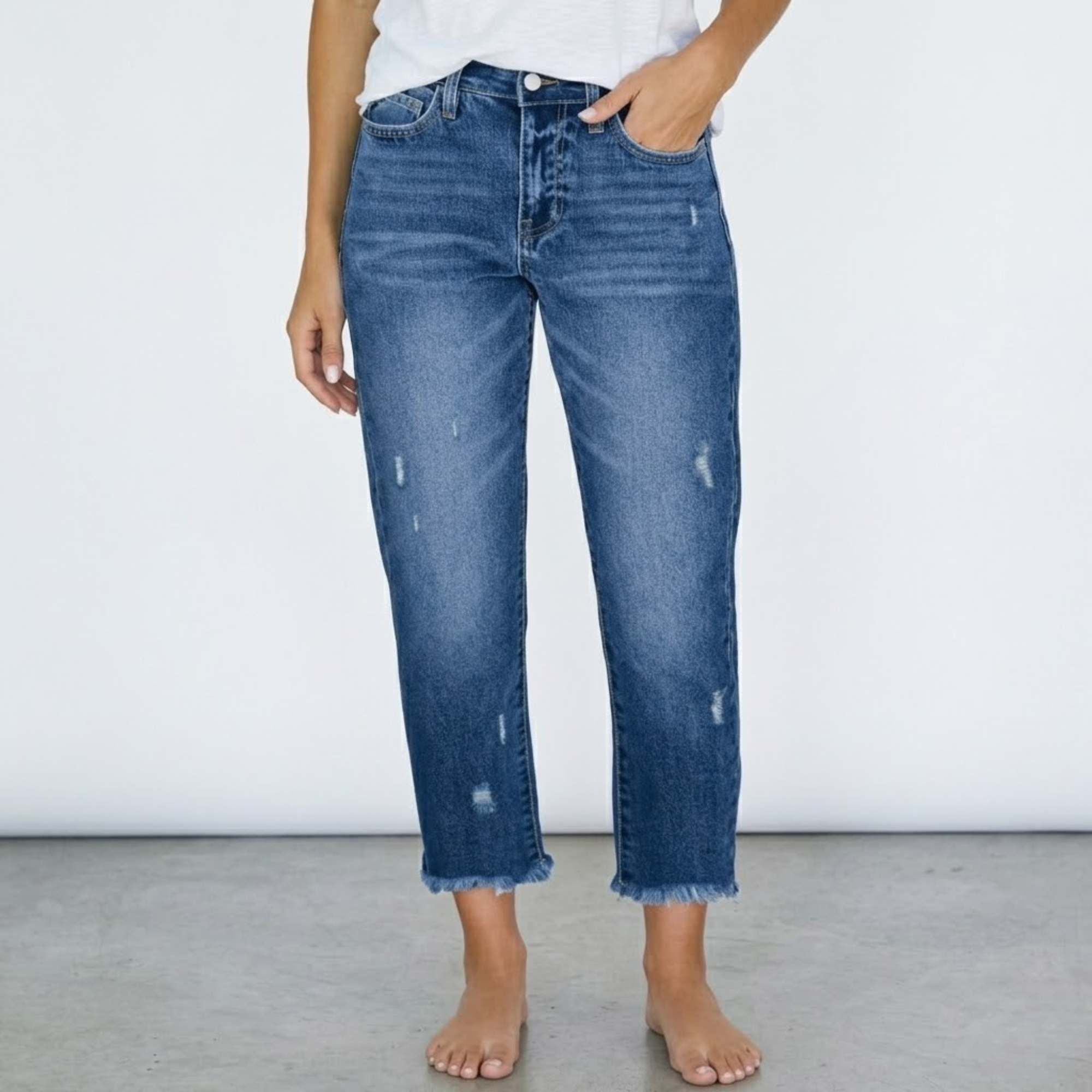 Retro Cropped Straight Fit Jeans For Casual Everyday Wear