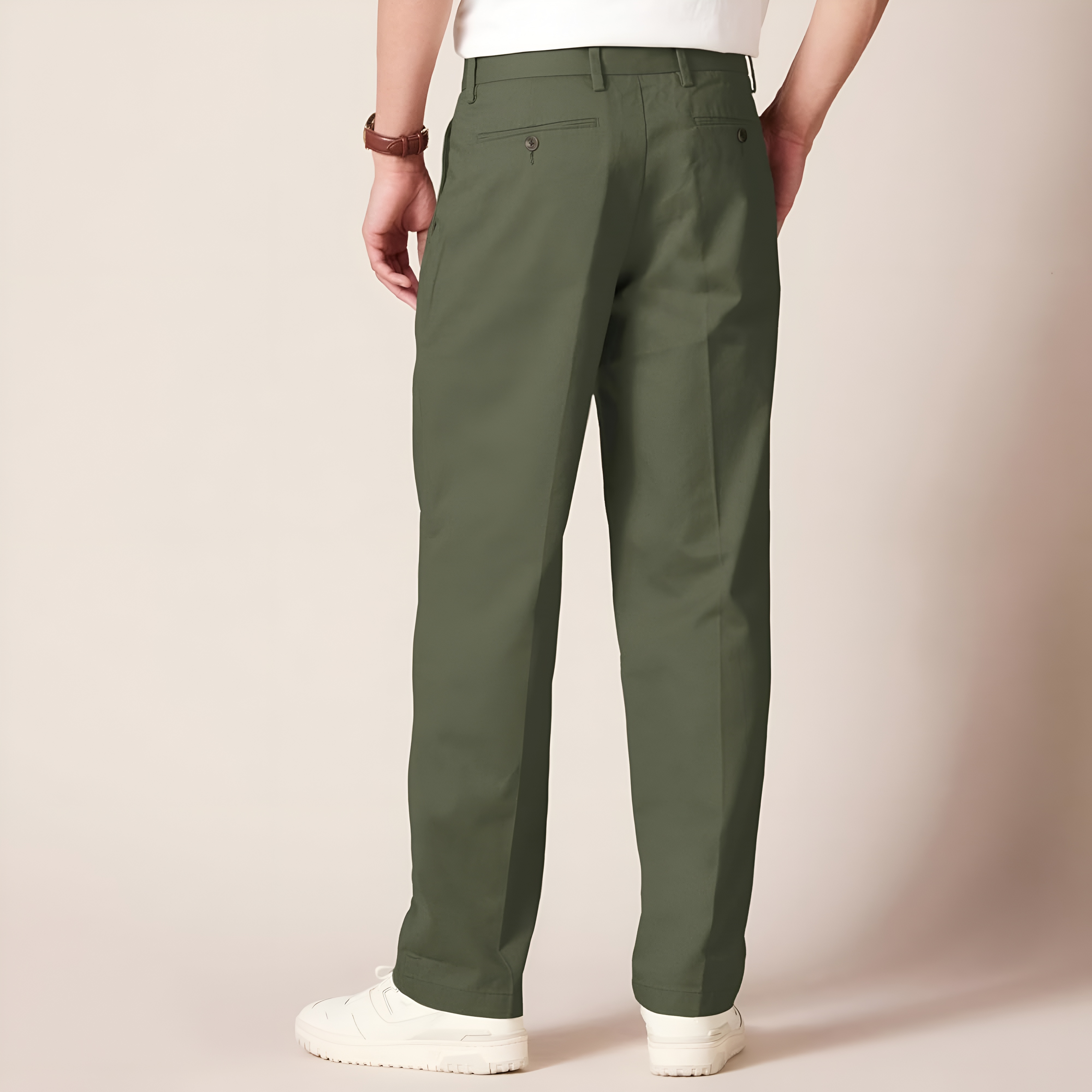 Men's Classic-Fit Wrinkle-Resistant Pleated Chino Pant