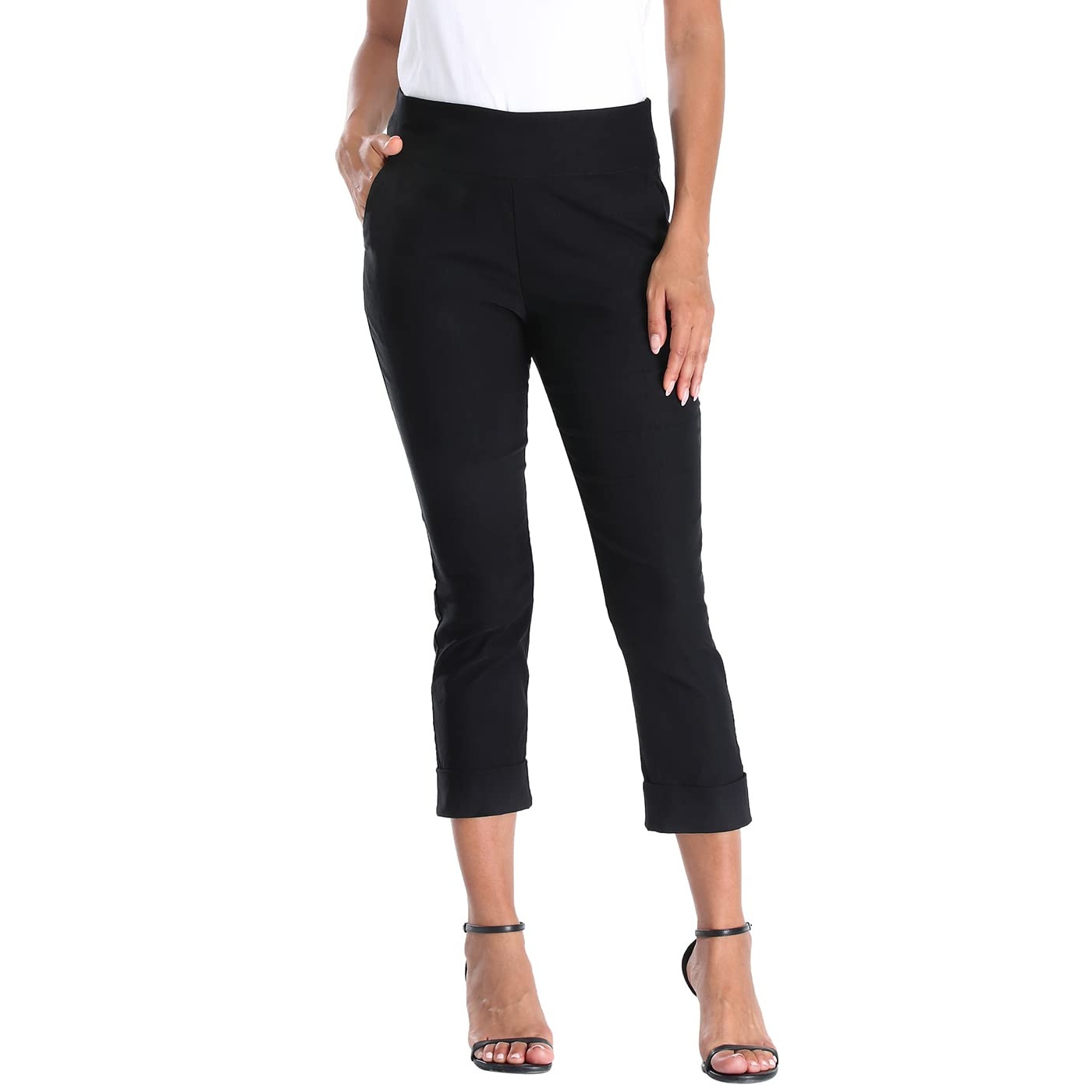Pull On Elastic Capri Pants With Pockets