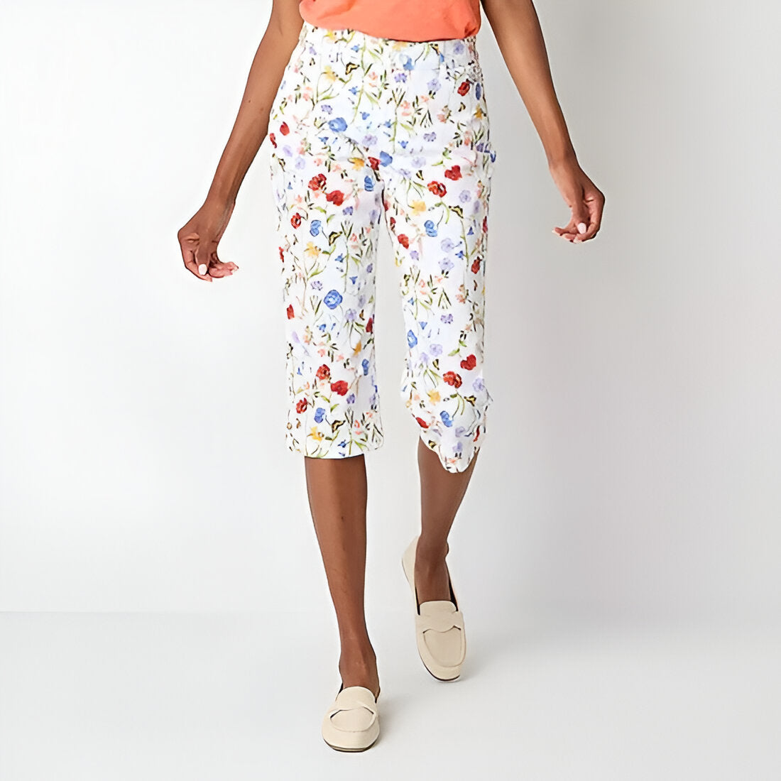 Women Mid Rise Capri Pant-My Comfy PantWomen Mid Rise Capri Pant - Image 3