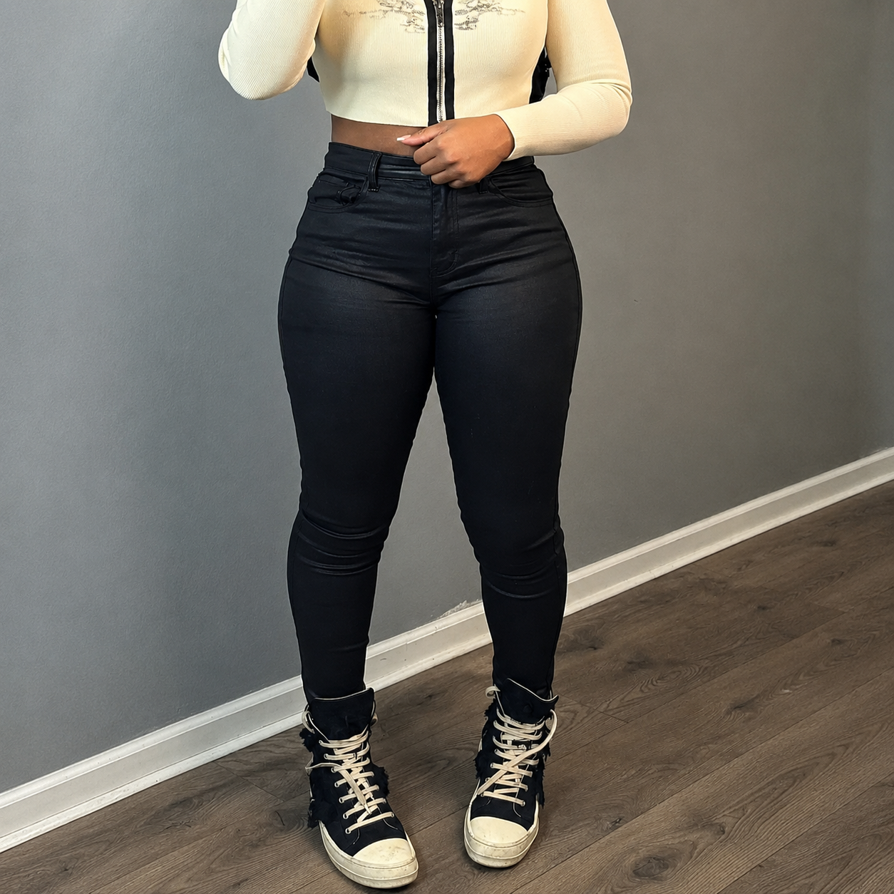 High Rise Faux Leather Stretch Skinny Fit Pants For Women