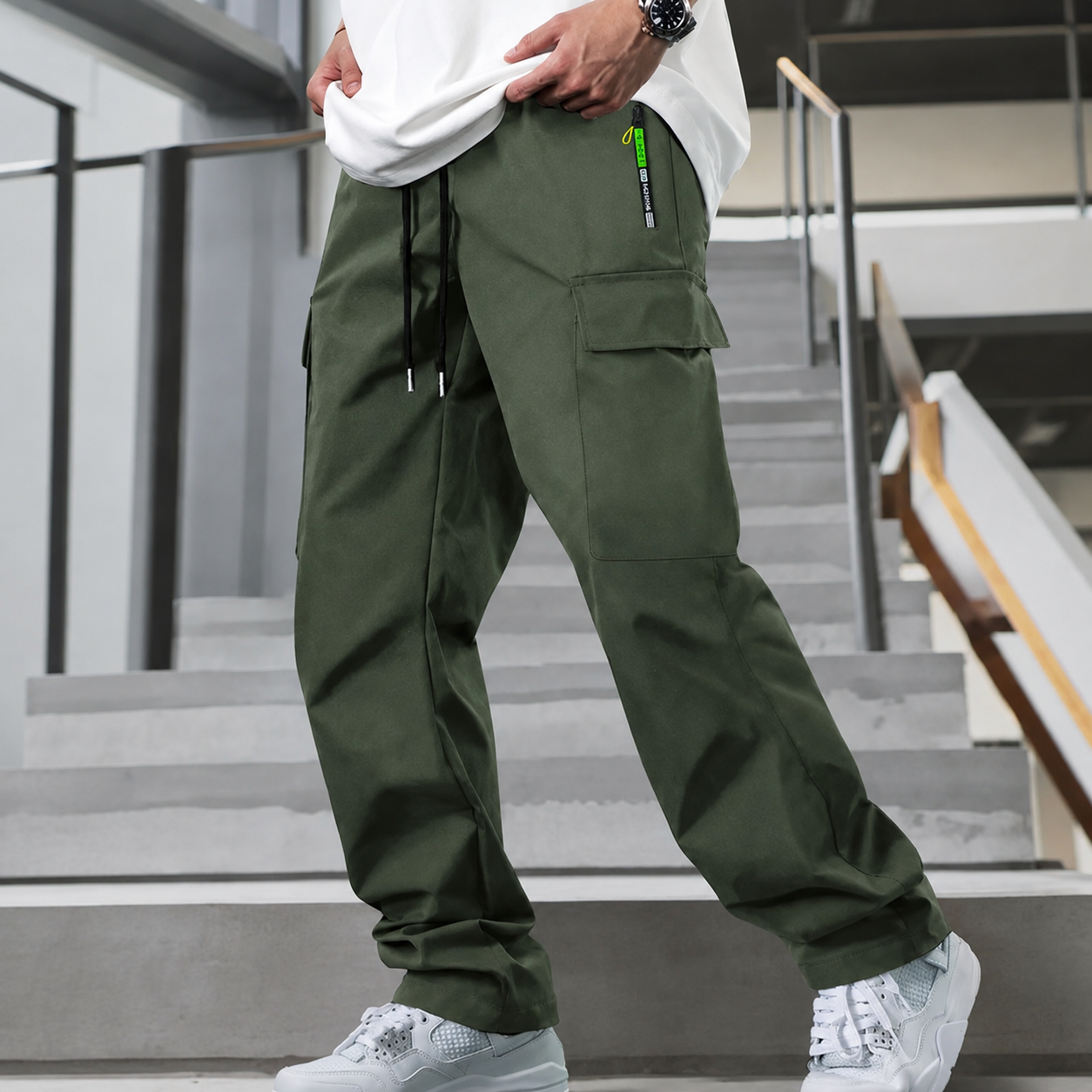 Loose Fit Multi Pocket Drawstring Casual Pants for Men