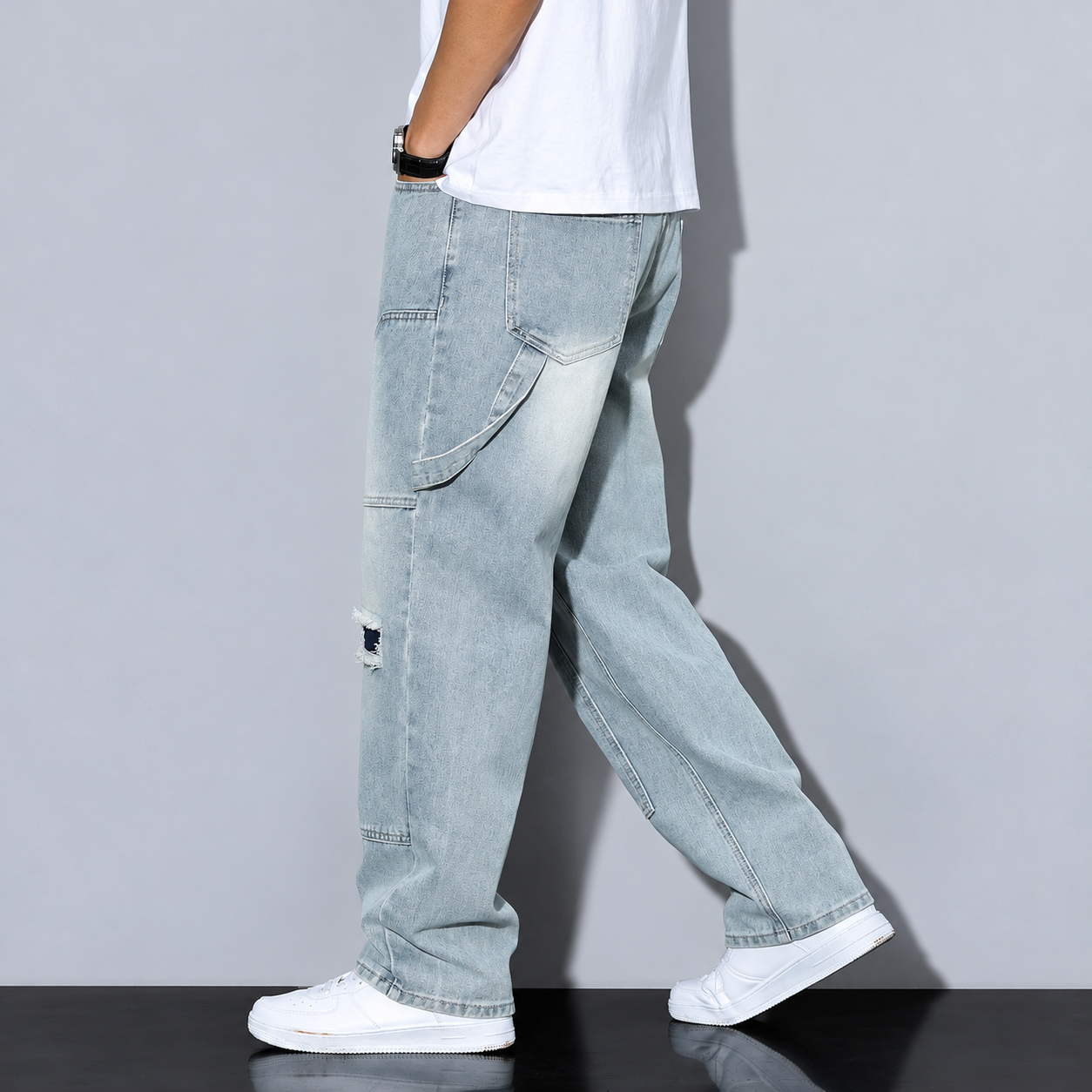 Loose Ripped Straight Silhouette Jeans For Men
