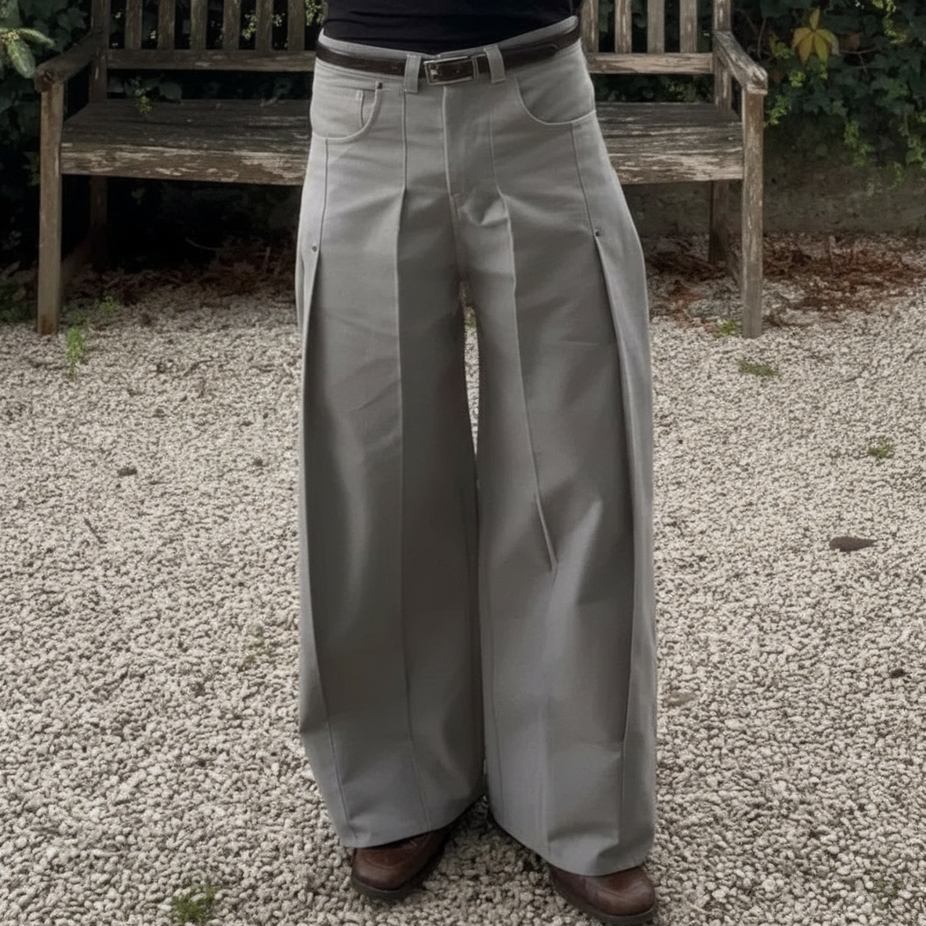 Tailored Pleated Wide Silhouette Trousers
