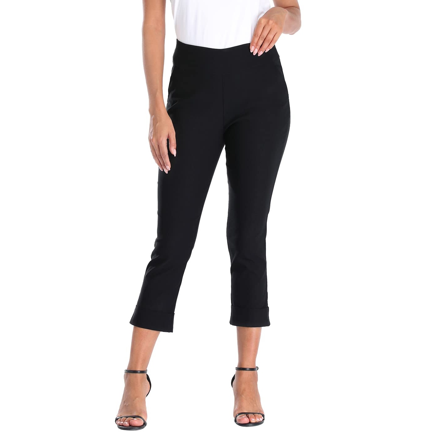 Pull On Elastic Capri Pants With Pockets