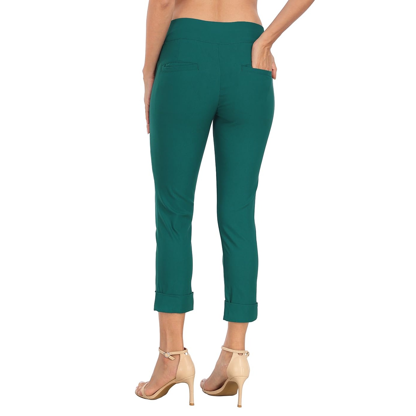 Pull On Elastic Capri Pants With Pockets