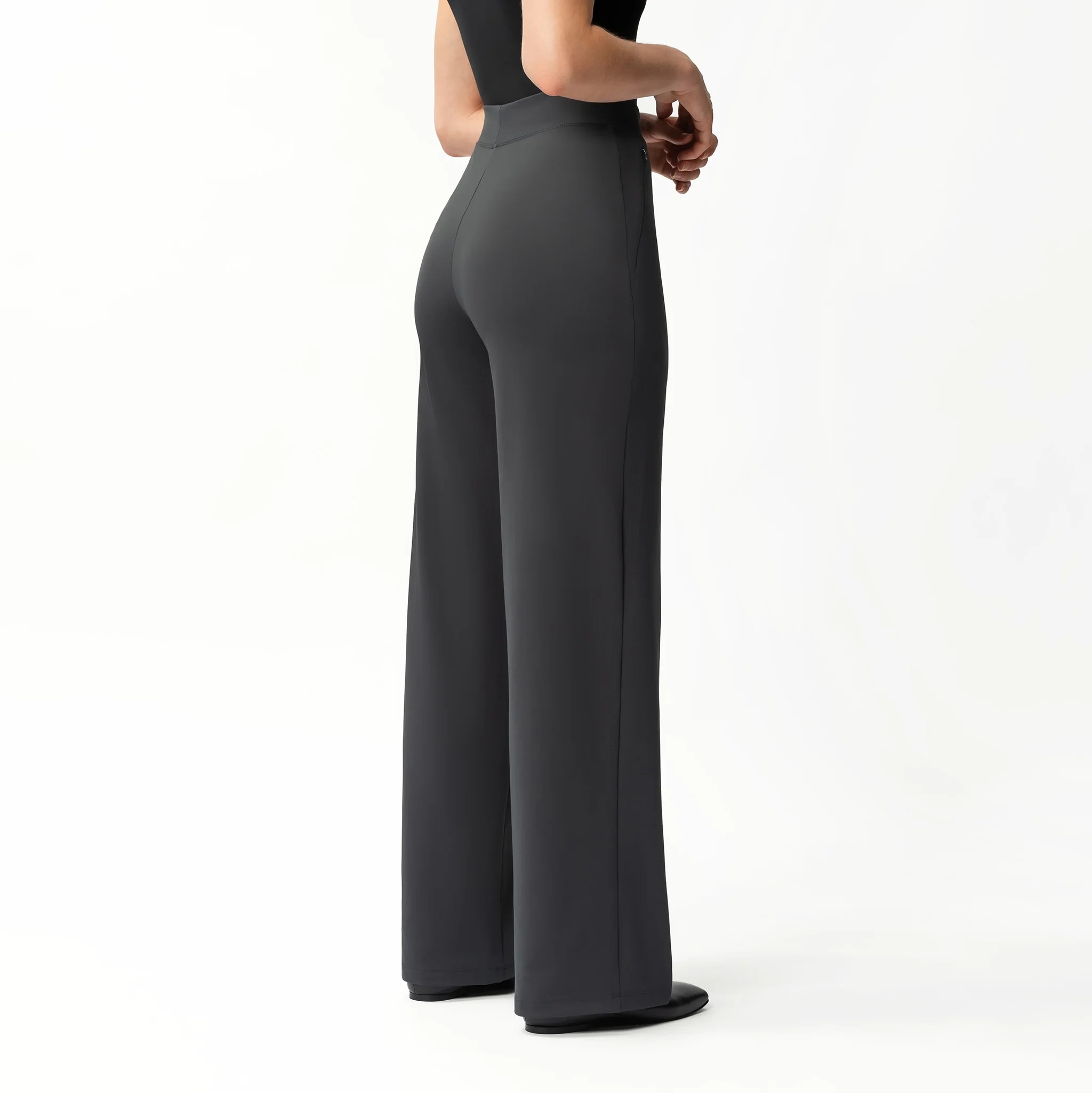 High Rise Straight Fit Pants With Zip Pocket Design