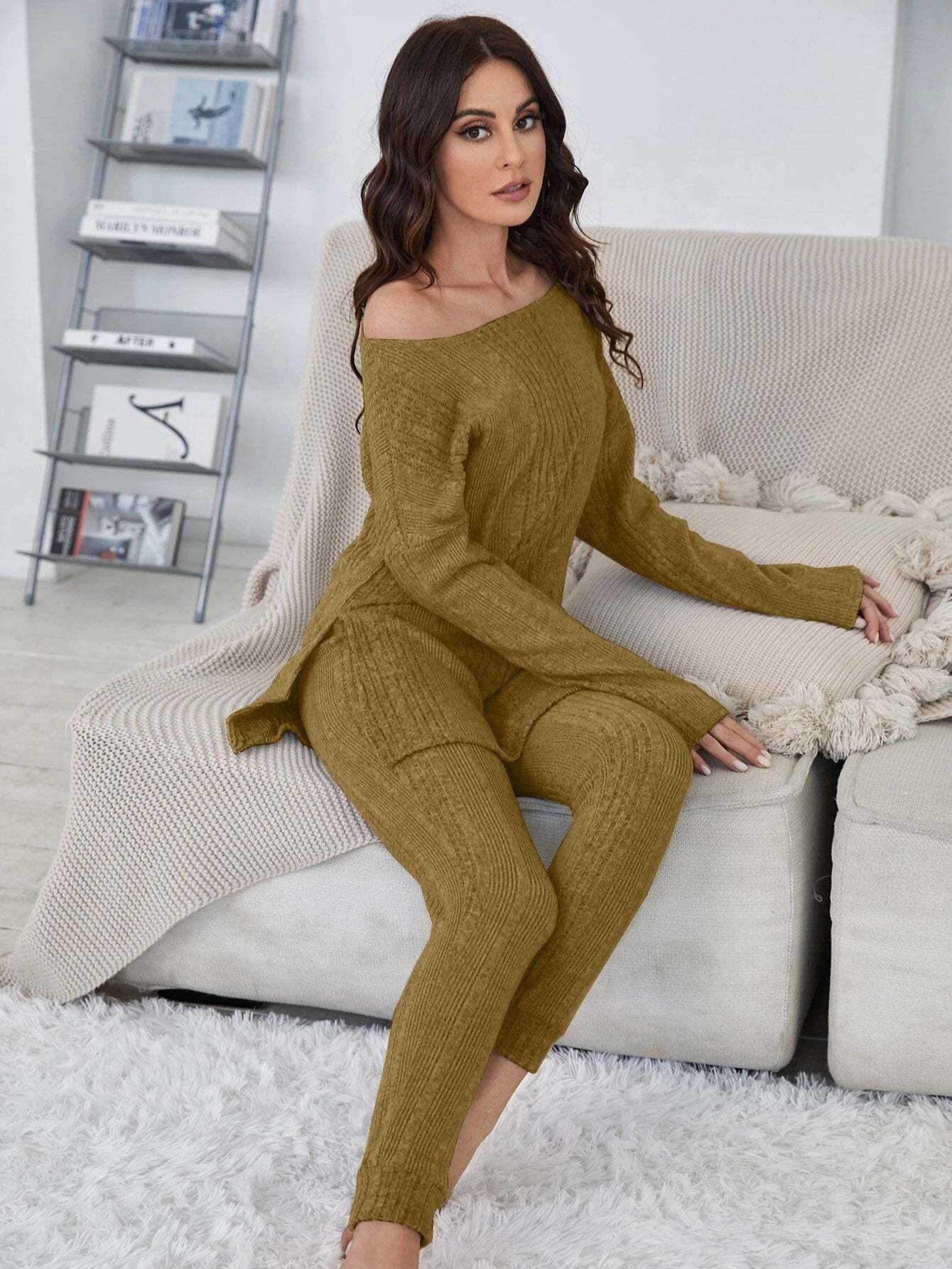 Shoulder Split Hem Tee And Pants Lounge Set-Cozy Knit Sets