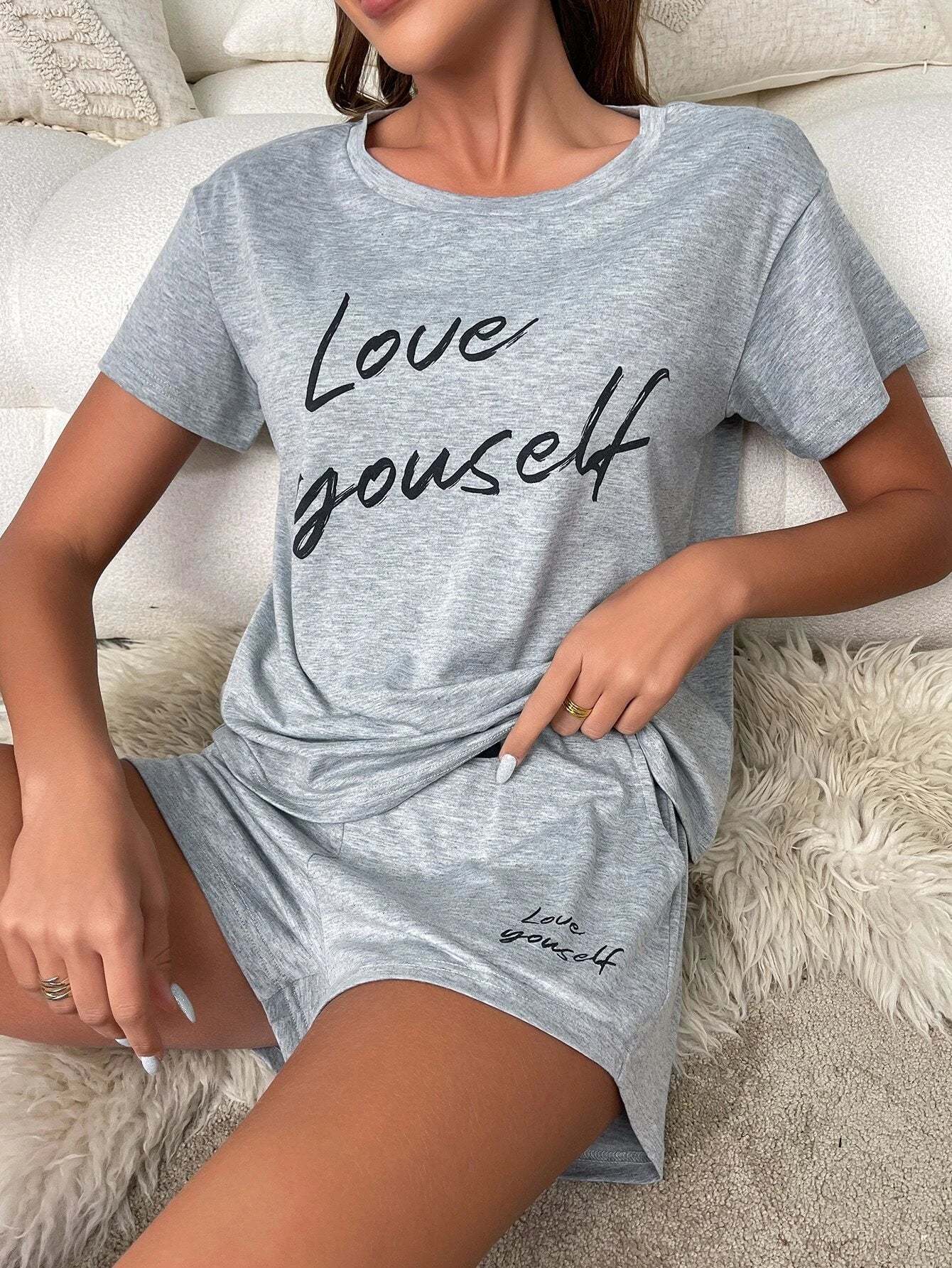 Letter Graphic Tee And Shorts Lounge Set-Cozy Knit Sets