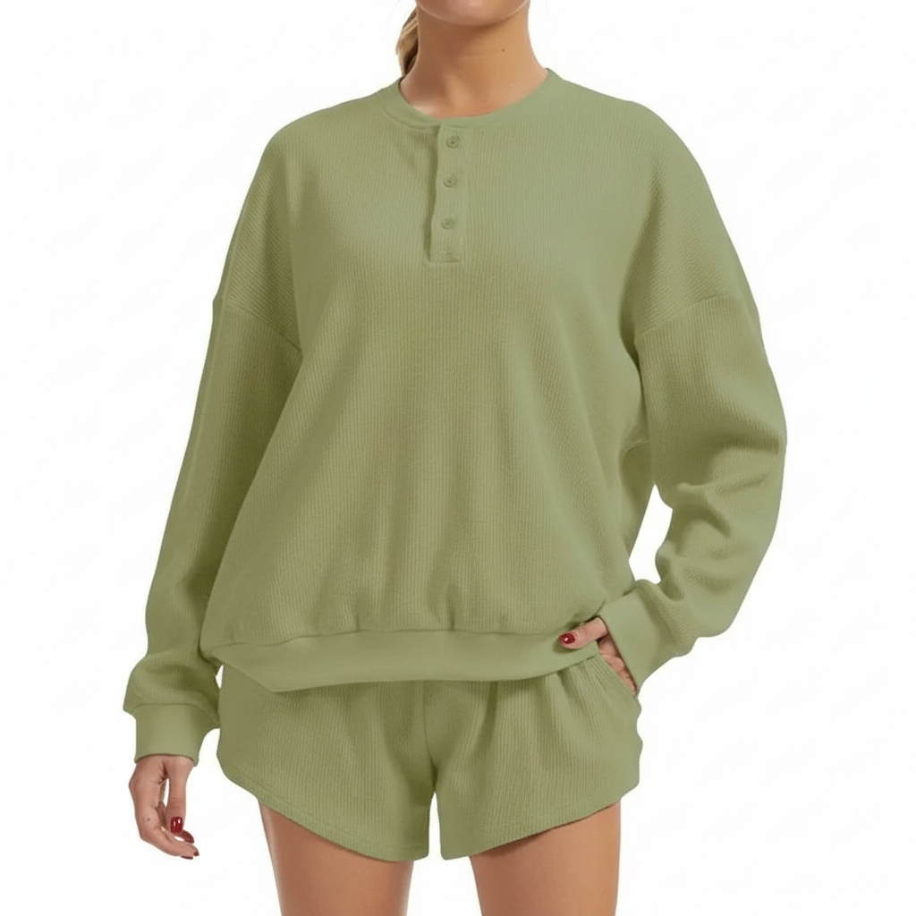 Oversized 2 Piece Lounge Set With Sweatshirt And Shorts For Women