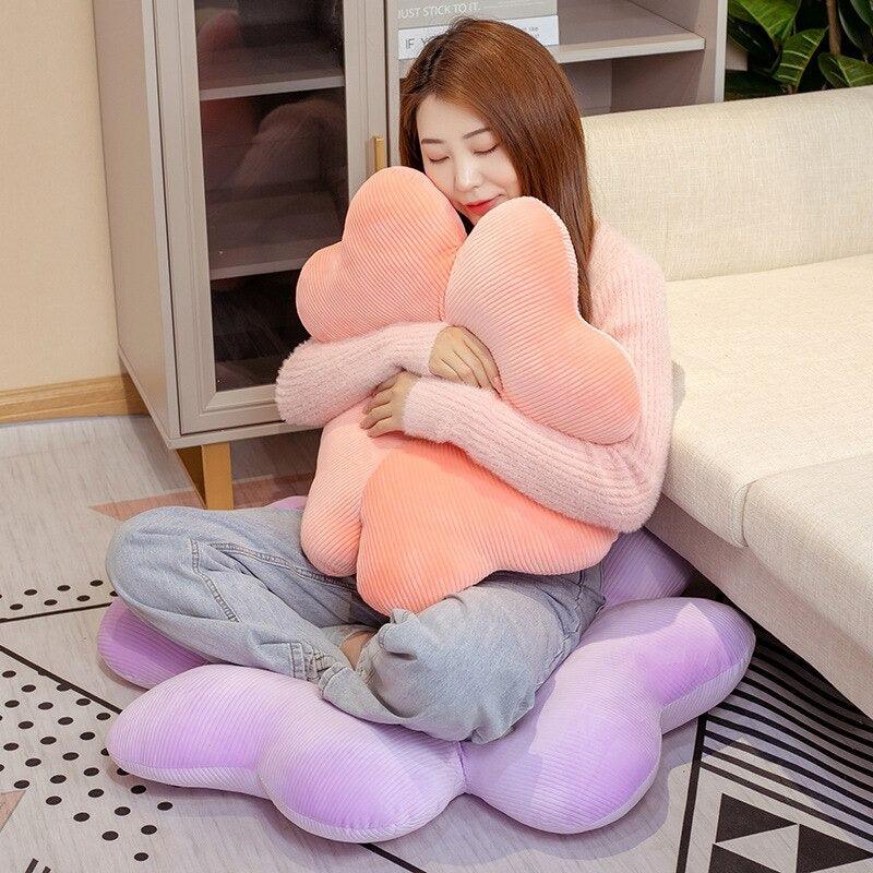 Daisy Four Leaf Clover Plush Toy Ideal Cuddle Buddy For Everyone