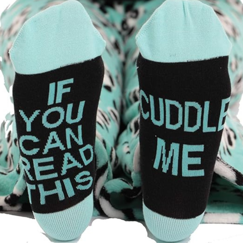 Long Sleeve Pajama Set With Pants And Matching Socks For Women