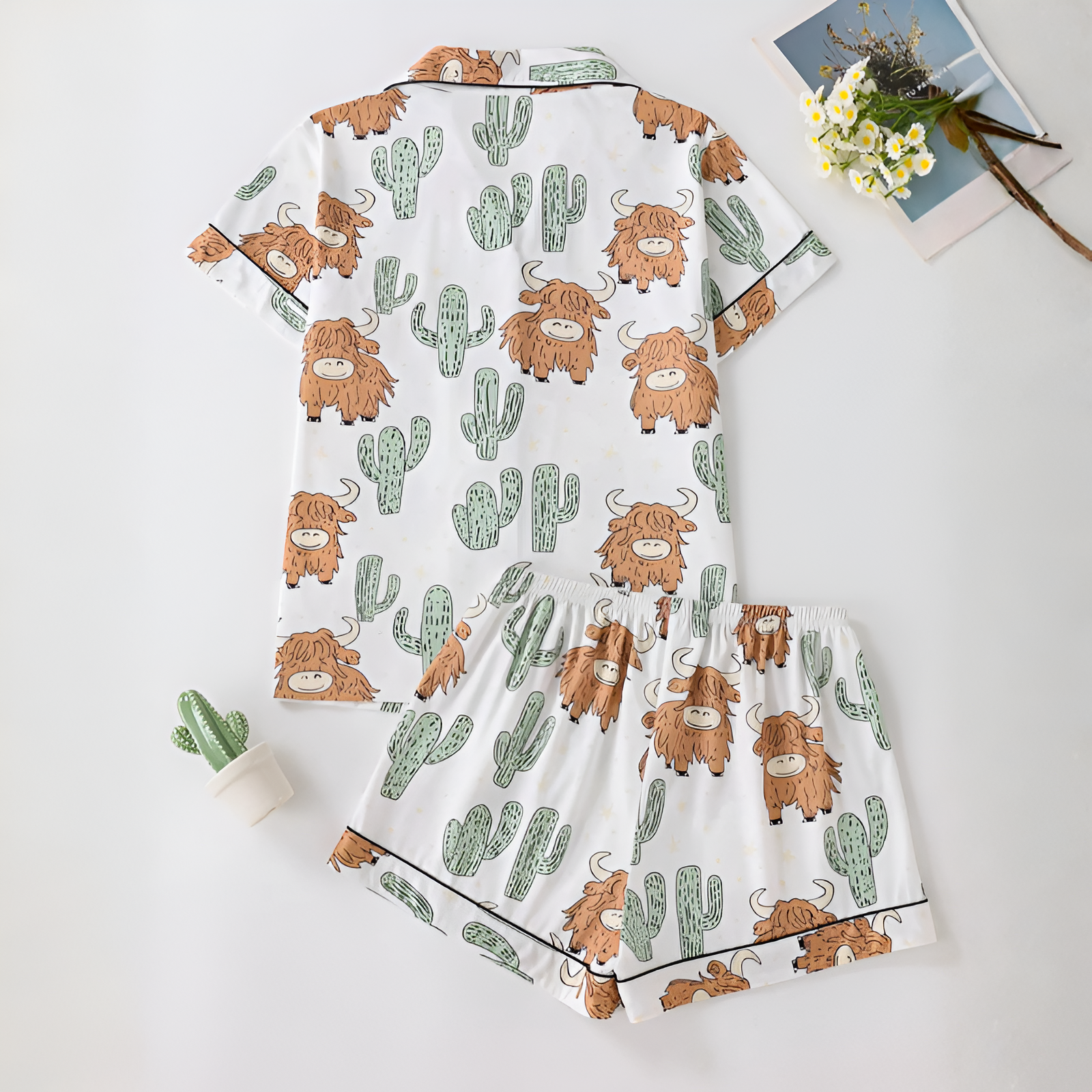 Lightweight Two Piece Cartoon Yak And Cactus Printed Pajama Set 
