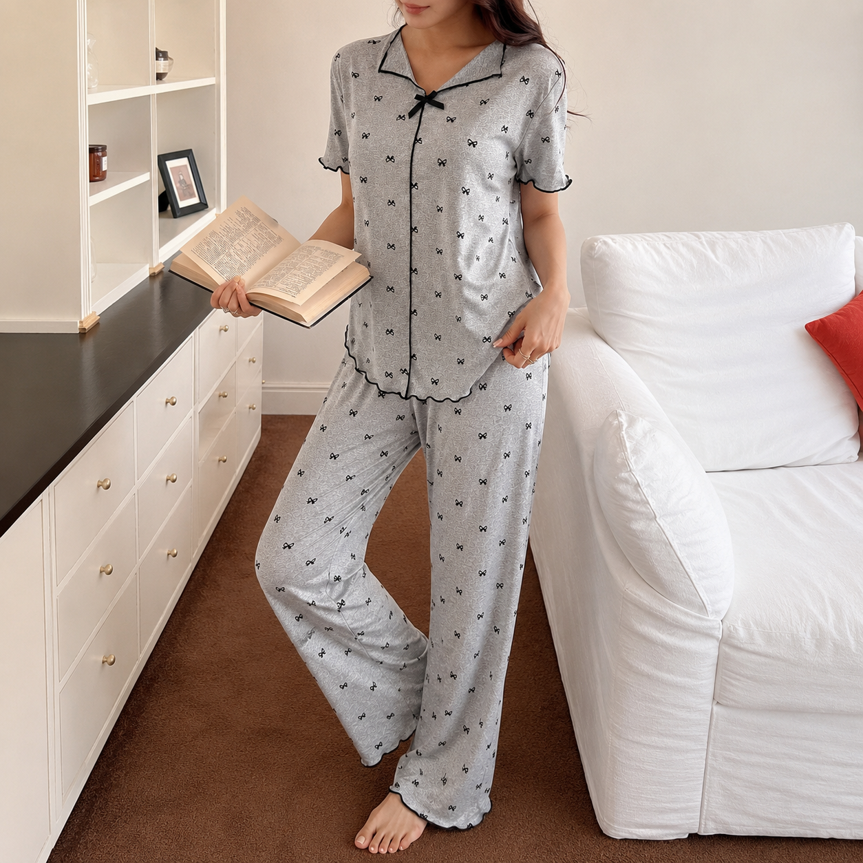 Two Piece Bow Print Lapel Pajama Top And Long Pants Set For Women