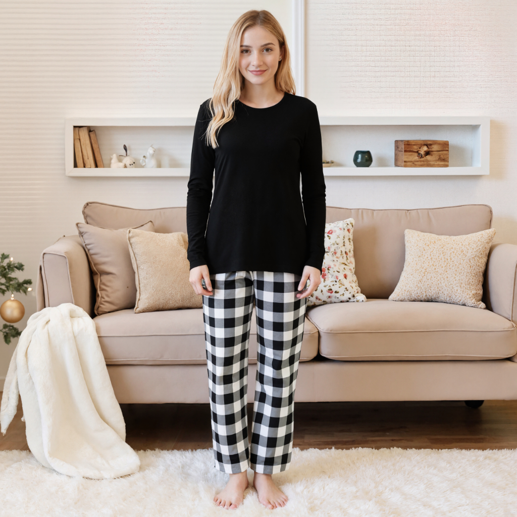 Women Pajama Set Long Sleeved Round Neck Top and Casual Comfortable Checkered Printed Pants