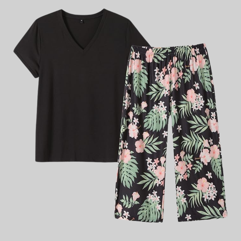 V Shape Women Pajama Set Top and Capri Lounge Sleepwear