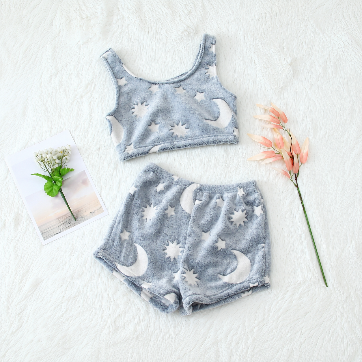 Pack of 2 Sleeveless Halloween Glow Graphic Pajama Set for Women
