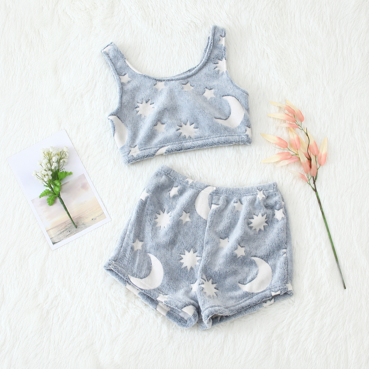 Pack of 2 Sleeveless Halloween Glow Graphic Pajama Set for Women