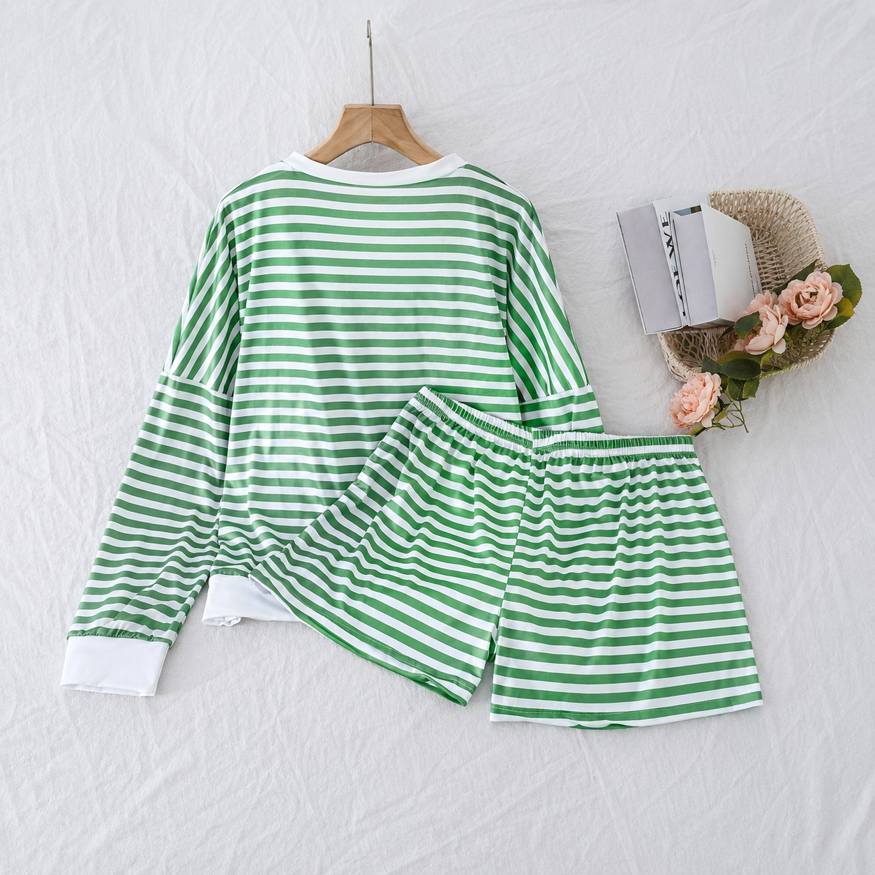 2 Pieces Classic Striped Casual Long Sleeved Shorts Set For Women