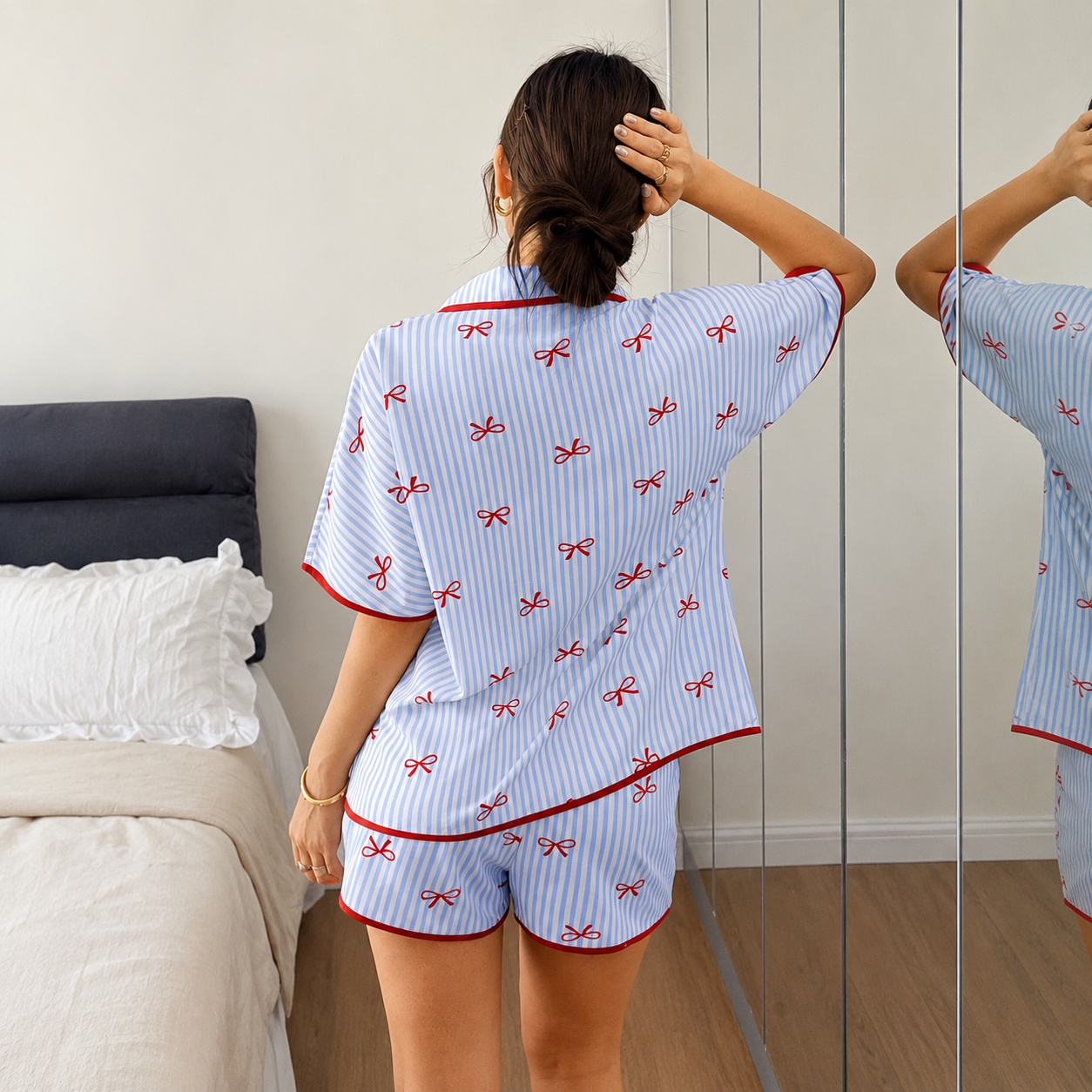 Striped Bow Tie Print Shorts Sleeve Top And Shorts Set For Women