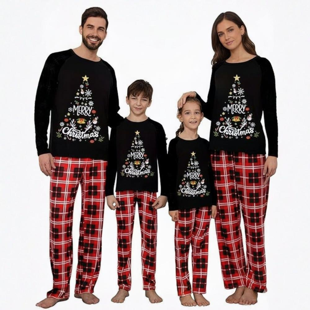 Comfortable Family Pajama Set For Christmas Celebrations