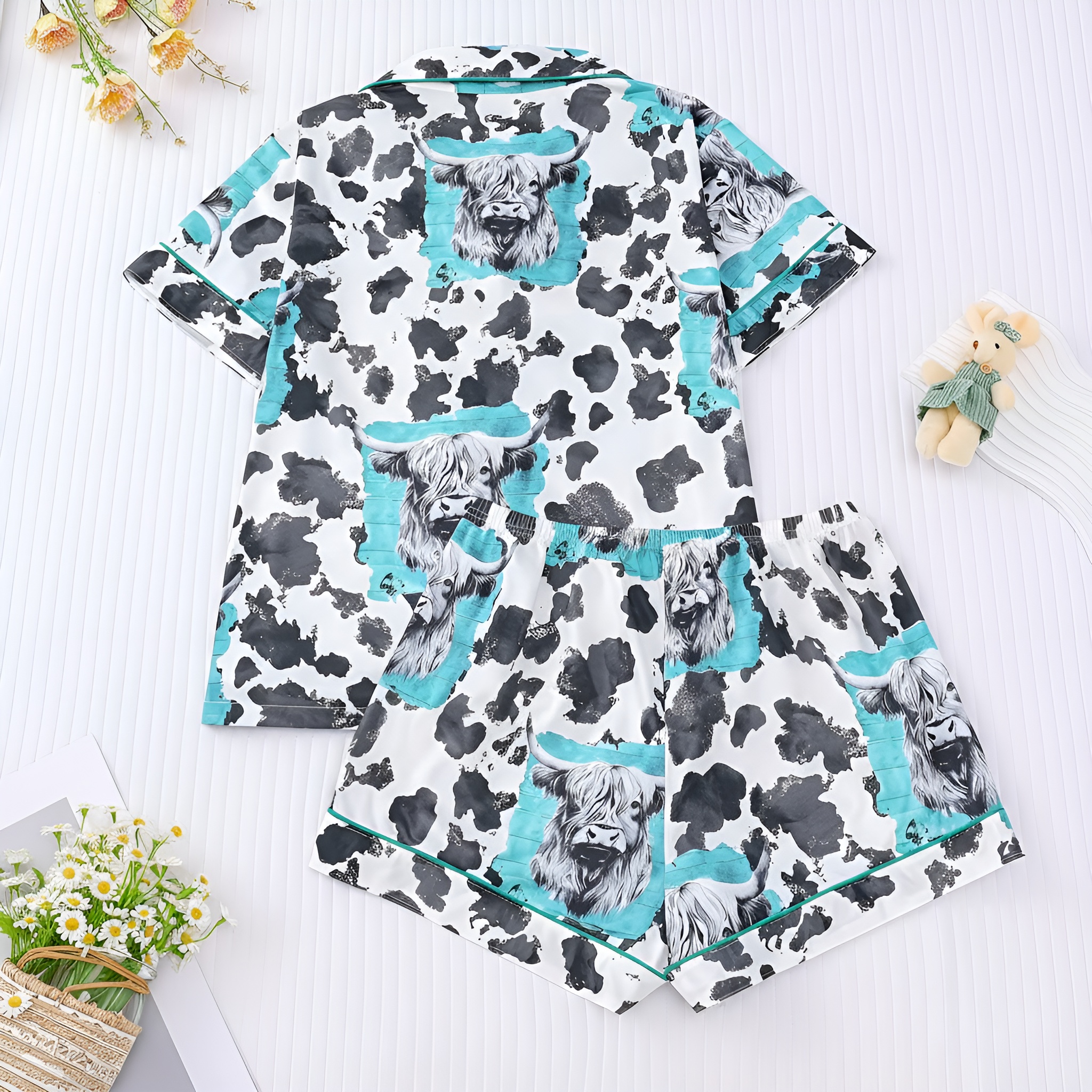 Ink Style Highland Cow Print Short Sleeve Pajama Set For Women