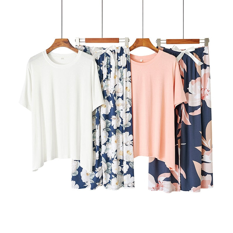 The Solid Top Floral Bottoms Original Pajamas-Original Pajamas