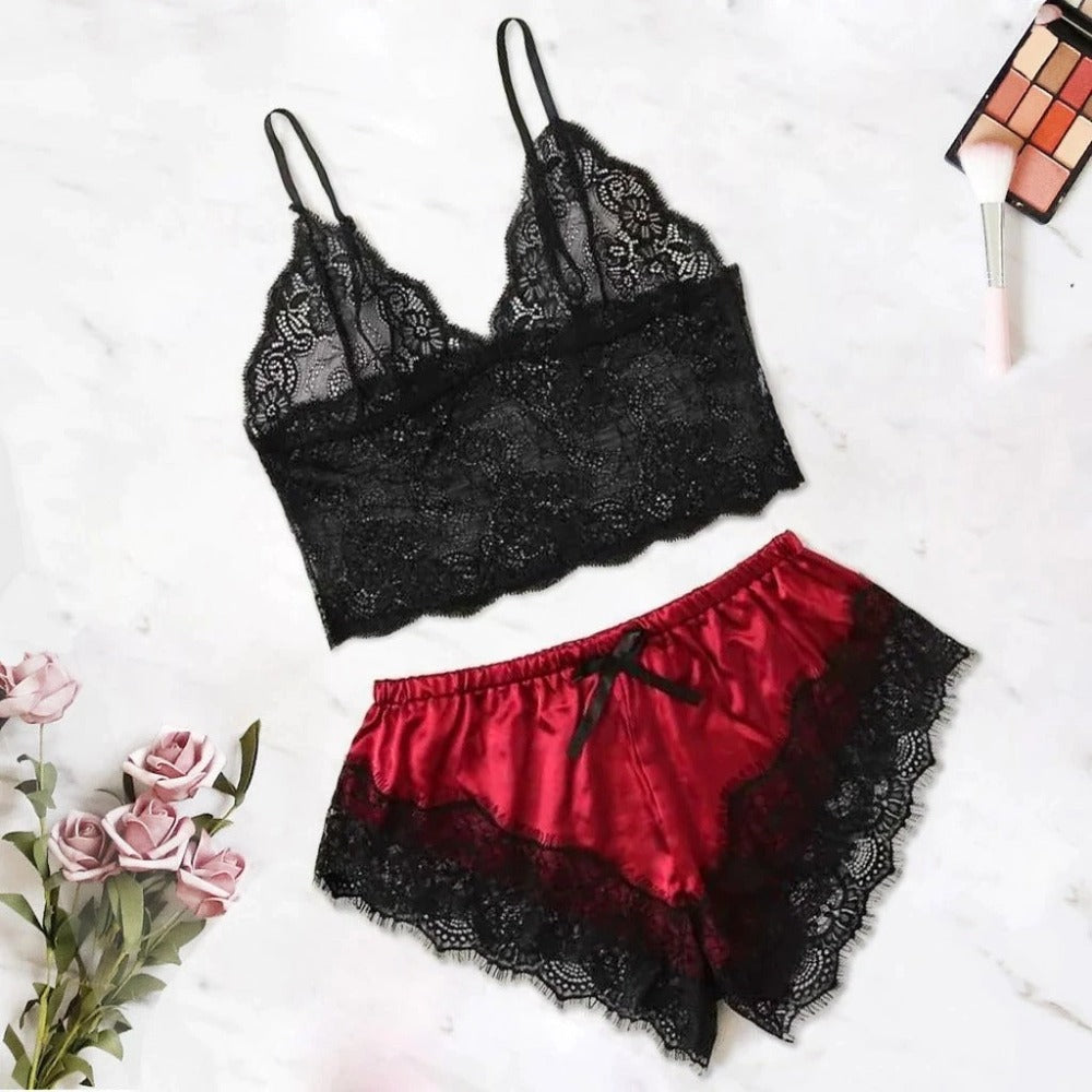 Women's Dot Print V-Neck Pajama Set