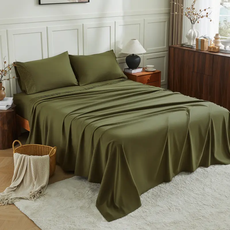 4 Piece Luxury Microfiber Bedding Set With Pillowcases