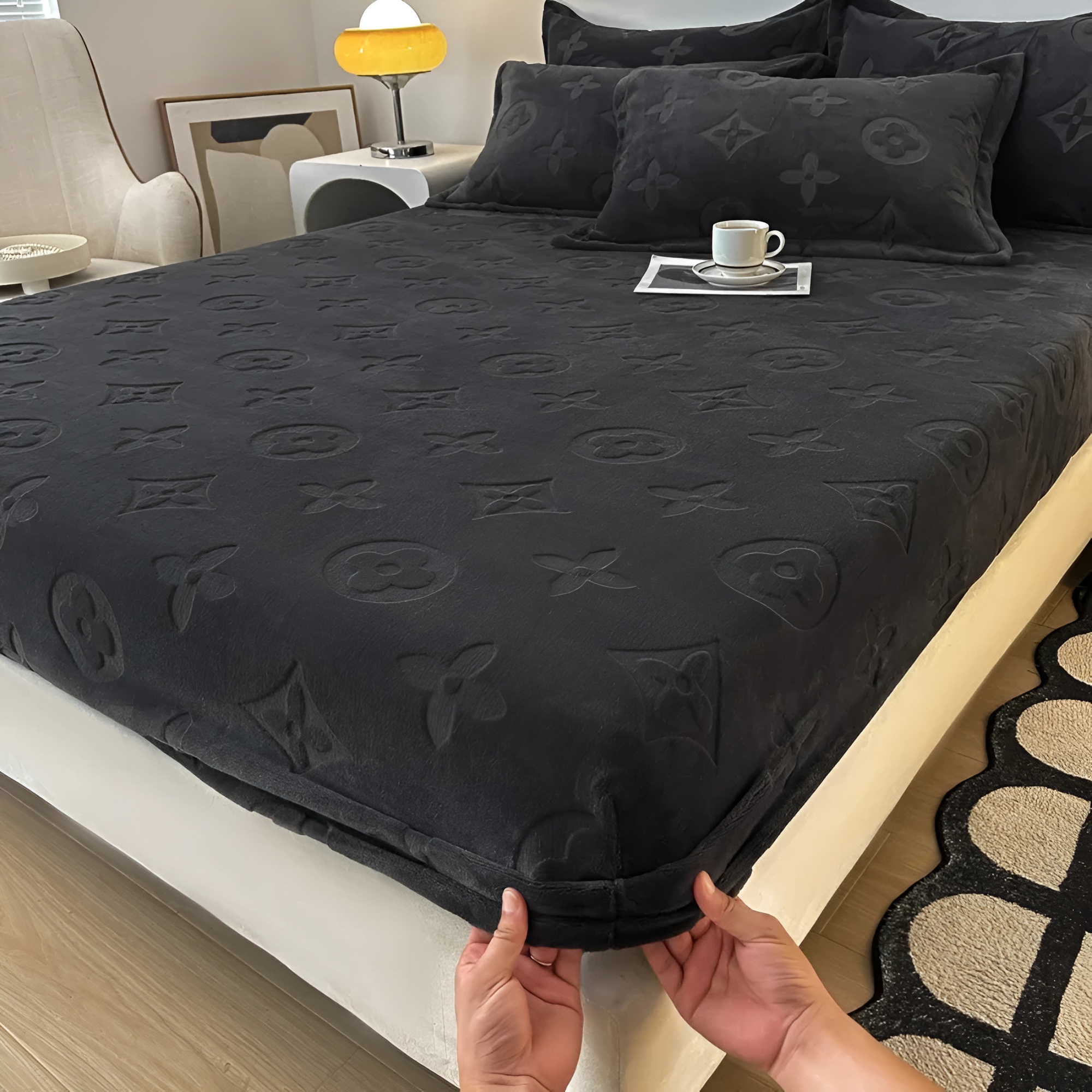 Soft Velvet Fitted Bed Sheet For Bedrooms