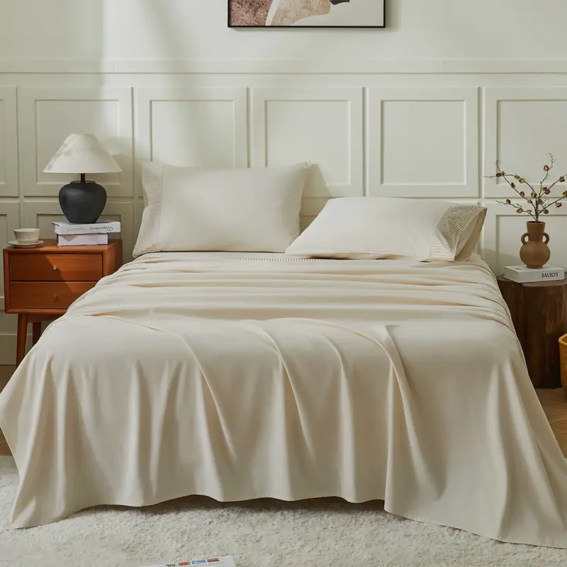 4 Piece Luxury Microfiber Bedding Set With Pillowcases