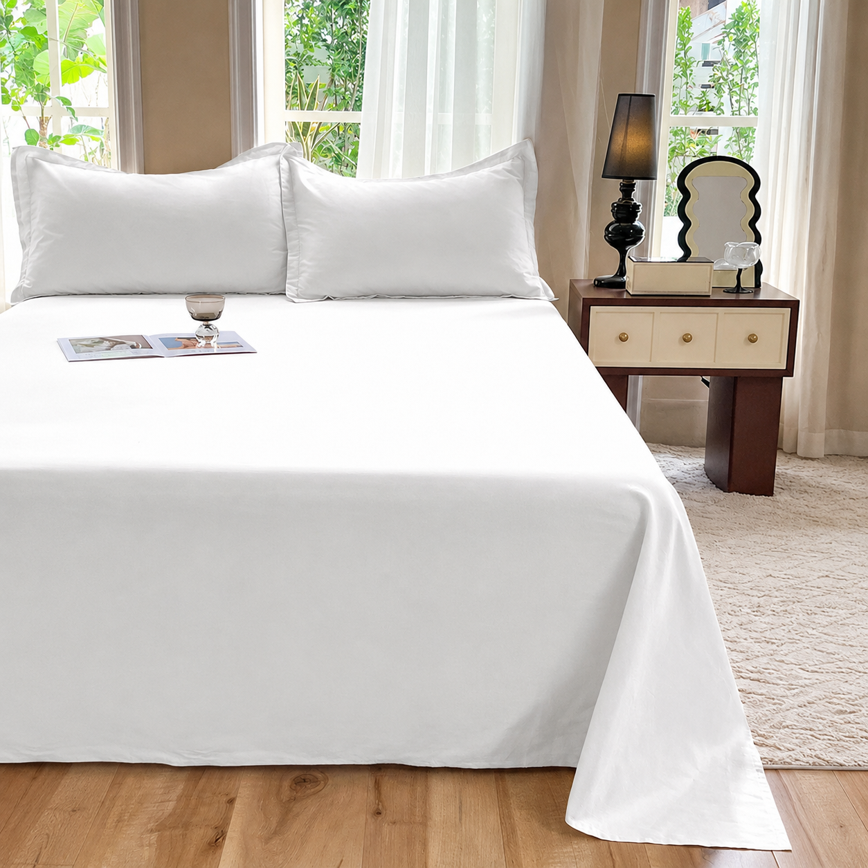 Lightweight All Season Bedsheet For Everyday Bedroom Use
