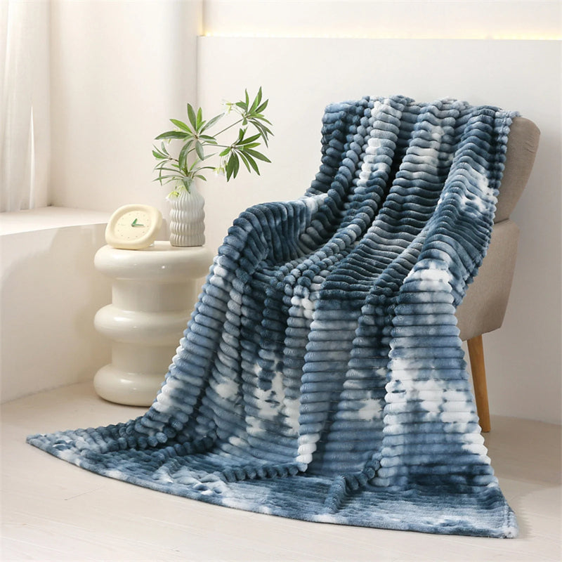 Super Soft Warm Faux Fur Throw BlanketSoft Warm Faux Fur Blanket - Image 3
