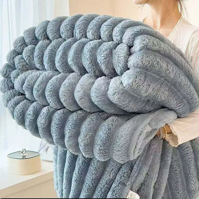 Super Soft And Warm Faux Fur Throw Blanket