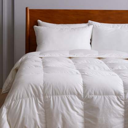 Down Alternative White Comforter