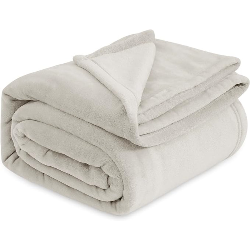 Lightweight Plush Fuzzy Cozy Fleece Bed BlanketsLightweight Plush Fuzzy Cozy Fleece Bed Blankets - Image 8
