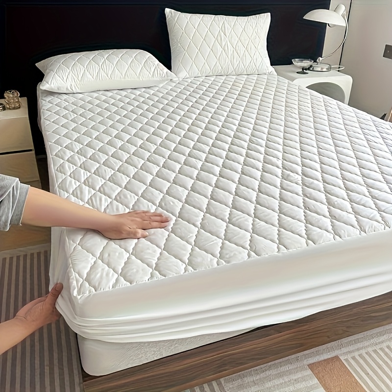 Thickened Soft Fitted Mattress Protector Cover For Bedroom