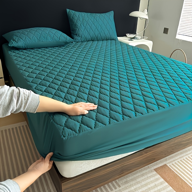Thickened Soft Fitted Mattress Protector Cover For Bedroom