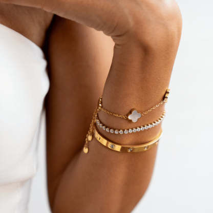 Charming Clover Linked Bracelet-Personalized Jewels